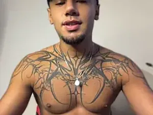 Adam_hot8
