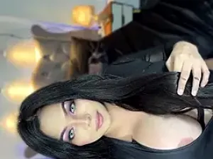 AiraHugeTop