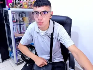 Alexx_bigcockk_