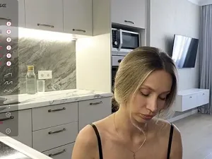 Alice_Wonders