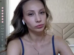 alicewonders_
