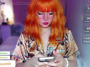 Alicia_Rose69