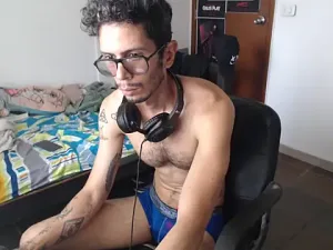 alisterxxx