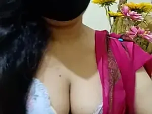Ameera19