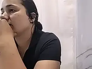Anthonella13