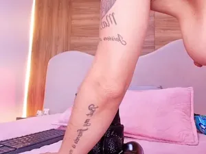 Auroraa_miller